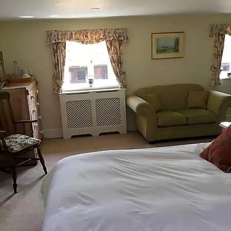 Gorse Farm House B&B-2